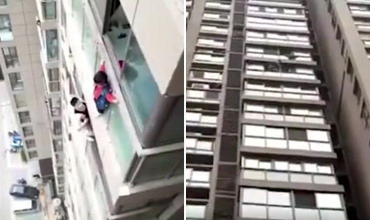 Очевидцы немедленно сообщили об инциденте в полицию и позвонили родителям мальчика. 