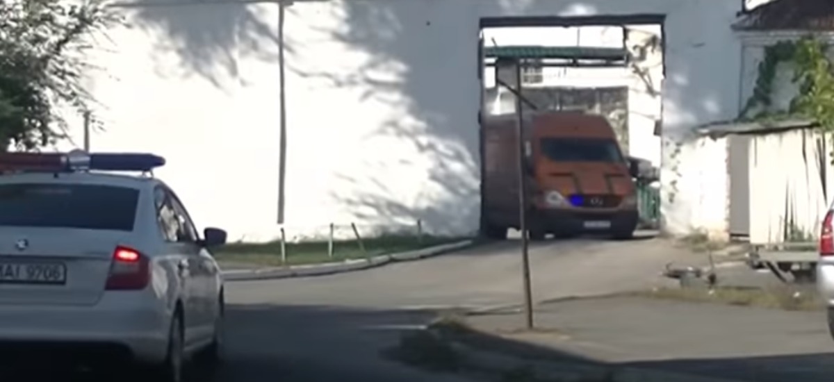 Veaceslav Platon este escortat la şedinţele de judecată în condiţii de maximă securitate. 