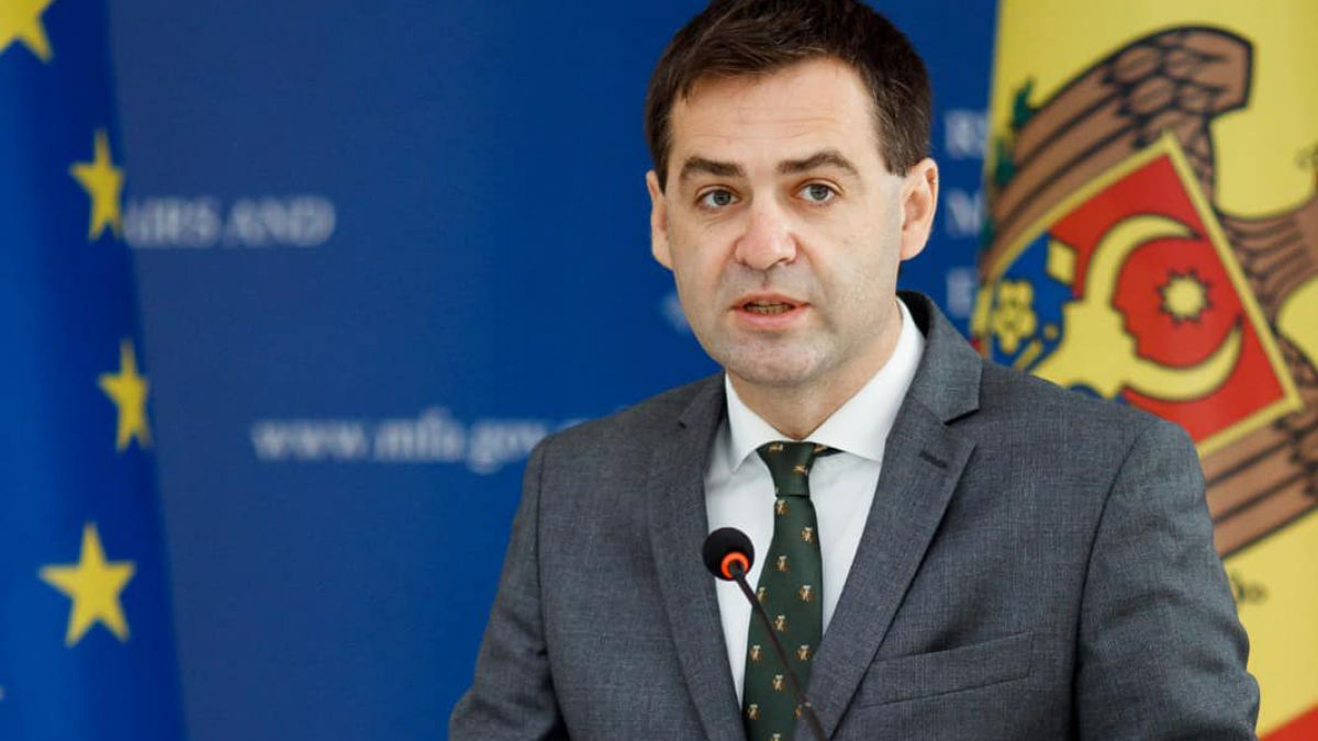 Глава МИДЕИ Нику Попеску.