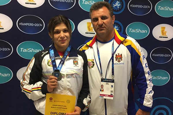 Anastasia Nichita a devenit vicecampioană mondială printre tineret 
