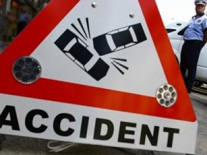 Șoferul vinovat de accident a anunțat imediat ambulanța și poliția.