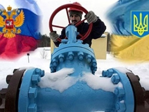 Торговая война с Россией к осени может перерасти в газовую. Об этом на пресс-конференции сообщил директор экономических программ Центра им. Разумкова Василий Юрчишин.