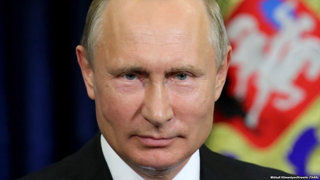 Путин пообещал упрощение получения гражданства России для украинцев.