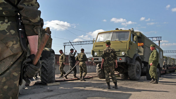 9,2 тысячи военнослужащих указанной категории в первоочередном порядке получили гражданство РФ.