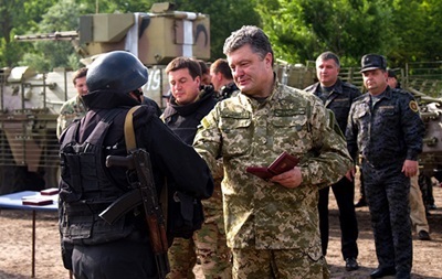 Как сообщает пресс-служба главы государства, 169 украинских военных награждены посмертно.