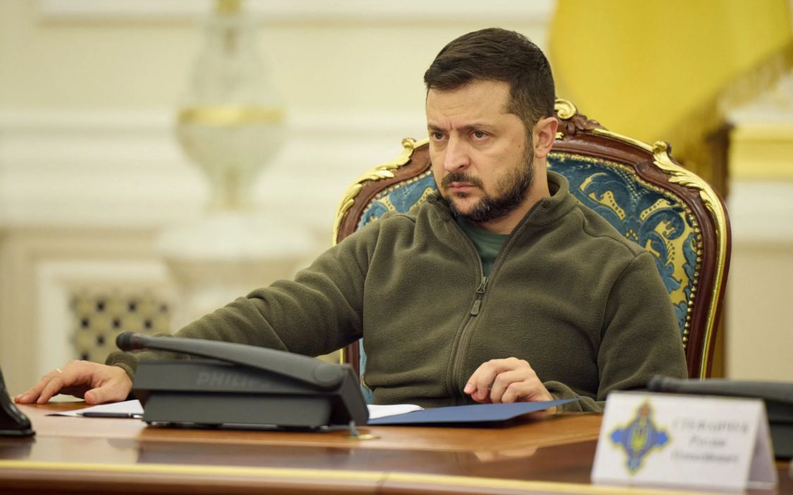 Зеленский подписал закон о переносе празднования Рождества на 25 декабря.