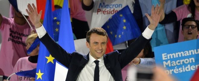 Эммануэль Макрон одержал победу на президентских выборах во Франции, опередив кандидата от «Национального фронта» Марин Ле Пен более чем на 30% голосов.