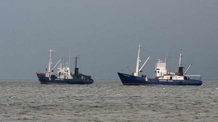Великобритания призывает Россию прекратить задерживать суда в Азовском море. 