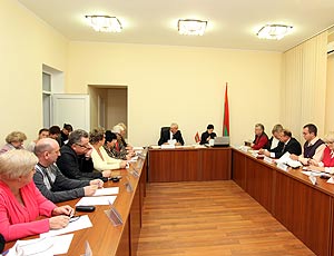 Речь идет об особо отличившихся и выдающихся гражданах страны.