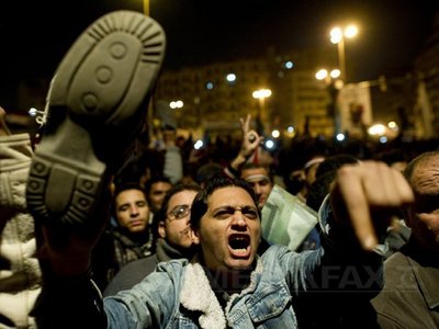 SUA şi Franţa sporesc măsurile de securitate la reprezentanţele diplomatice din străinătate (Imagine: AFP/ Mediafax Foto)