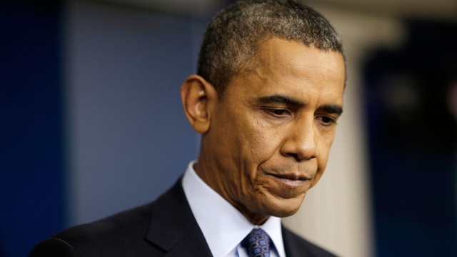 "Путин действует, а Обама торжественно заявляет", - озаглавлена заметка редактора консервативного журнала Weekly Standard Уильяма Кристола.