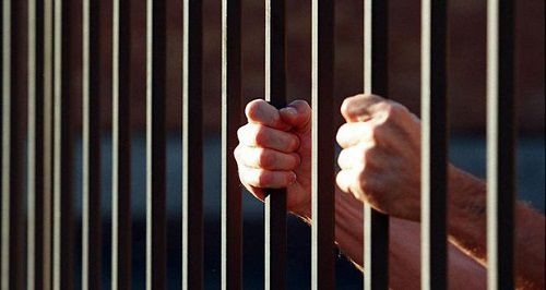Un poliţist din cadrul Inspectoratului de Poliţie al sectorului Râşcani a fost condamnat la închisoare, fiind recunoscut culpabil de corupere pasivă şi abuz de serviciu.