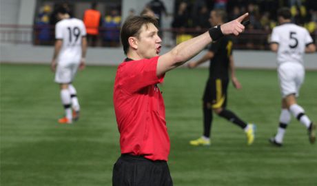 Деренов ошибся на нескольких этапах в дерби «Зимбру» - «Шериф»