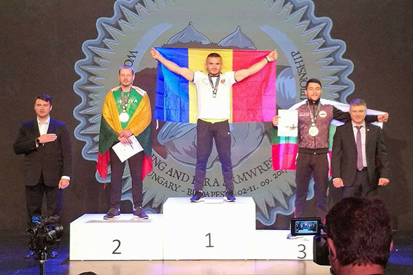 Daniel Procopciuc a cucerit titlul mondial la armwrestling.