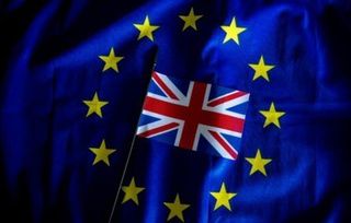 Marea Britanie, somată să părăsească urgent UE.
