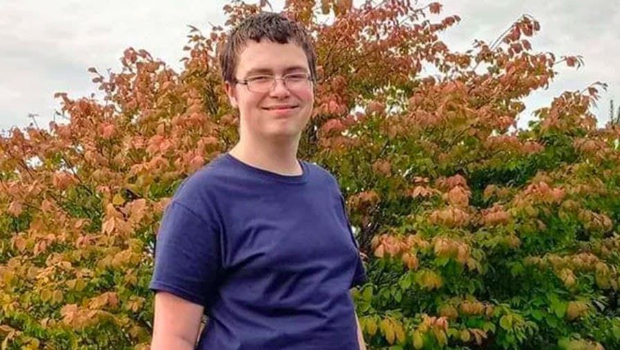 В США 13-летний подросток умер во сне после прививки вакциной Pfizer.