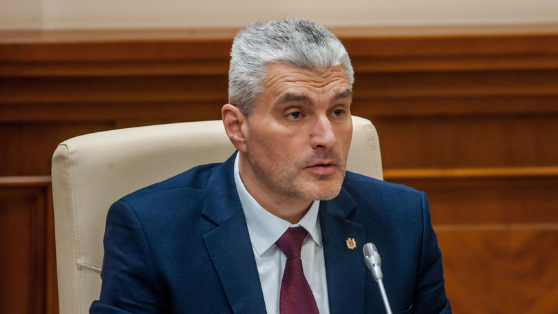Бывший депутат Александр Слусарь.