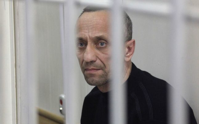 „Maniacul din Angarsk“, adus din nou în instanţă. Foto: EPA
