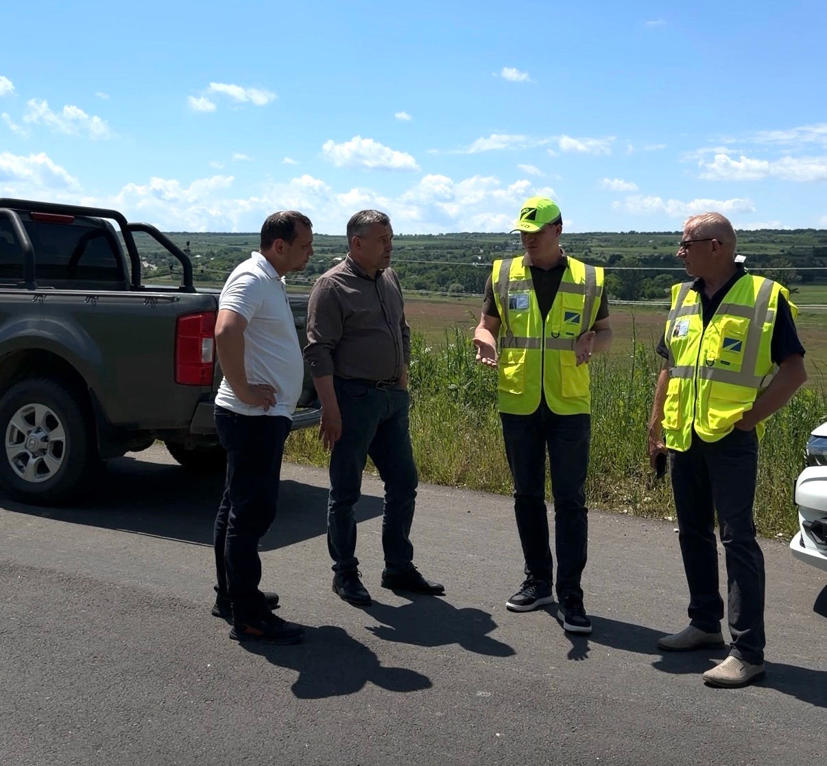 Un antreprenor, amendat pentru întârzierea lucrărilor de reparație a unui drum din Nisporeni.