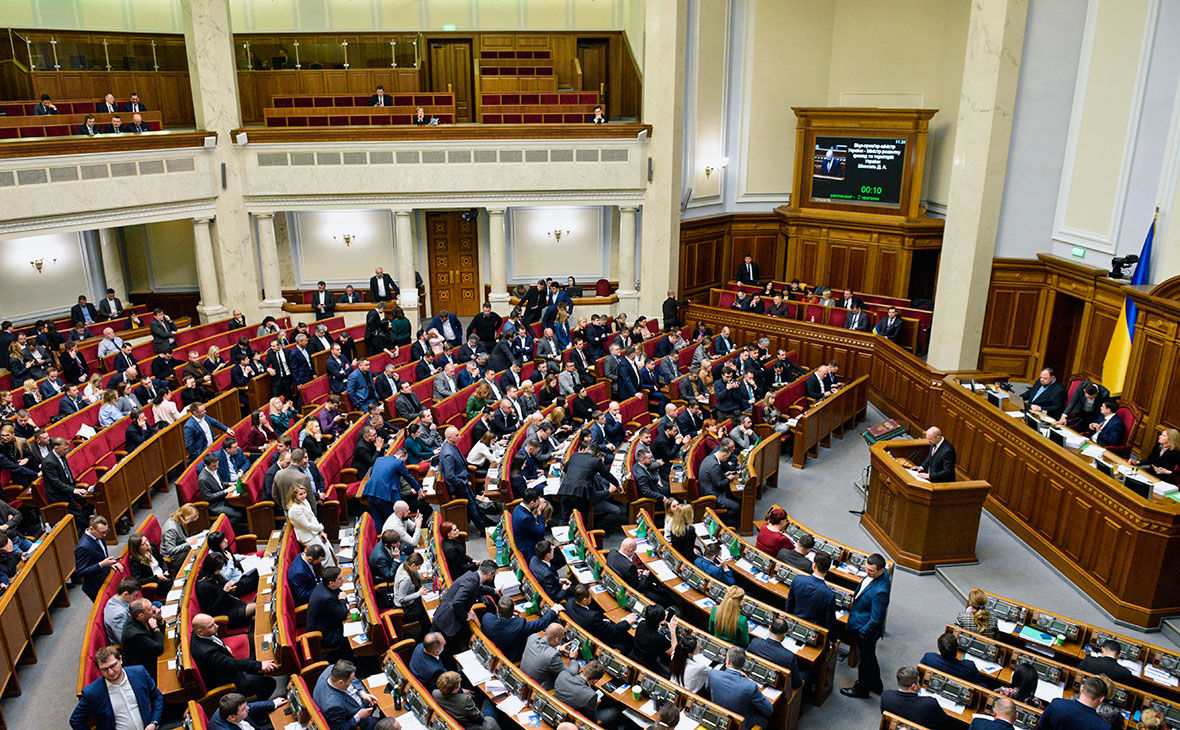 Rada a susținut proiectul lui Zelenski de a restabili independența instituțiilor anticorupție.