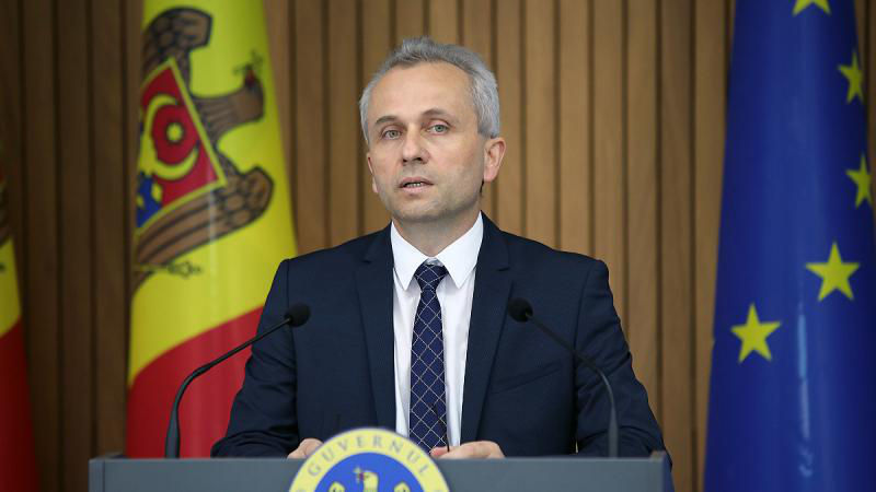 Топалэ: Занятия будут в классах, даже если "Газпром" полностью остановит подачу газа.