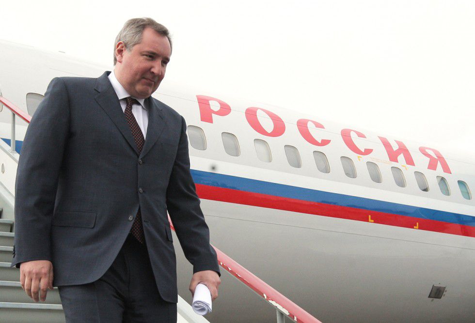 Rogozin urma să aterizeze la Chișinău la ora 12.45, iar mai apoi venirea aeronavei a fost amânată la ora 13.45. 