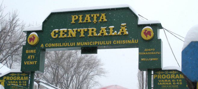 Directorul de la Piața Centrală, avertizat public de Silvia Radu. Foto: timpul.md