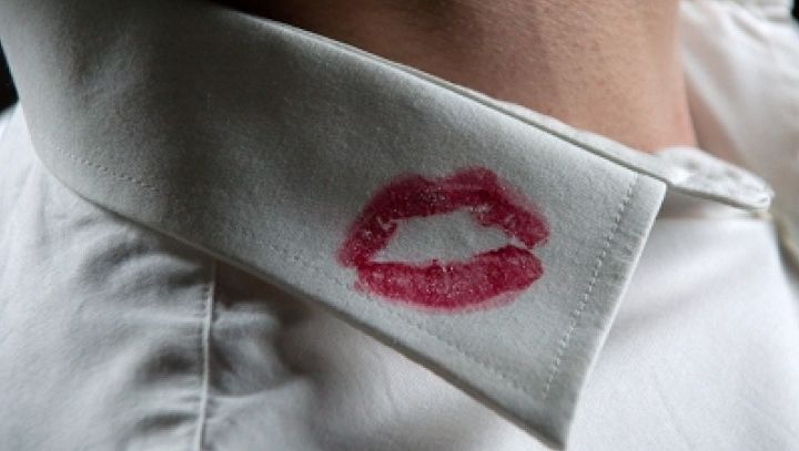 Persoanele care nu dorm suficient prezintă o predispoziţie mai mare pentru a-şi înşela partenerii de viaţă. Foto: polki.pl