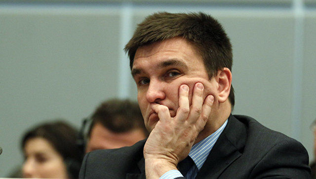Климкин предложил обсудить введение на Украине латиницы. Фото: AP Photo