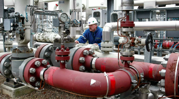 Цены фьючерсов на газ в Европе превысили 1100 долларов за тысячу кубометров.