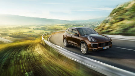 Deținătorii de Porsche Cayenne din Moldova, fără mașini. Motivul