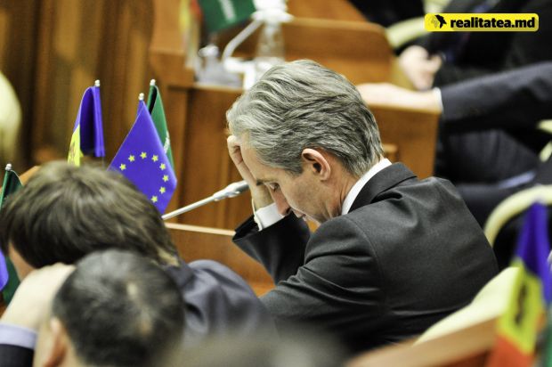 Totodată, Leancă a lăsat să se înţeleagă că ar putea pleca din PLDM şi că săptămâna viitoare va face publică decizia privind viitorul său politic.