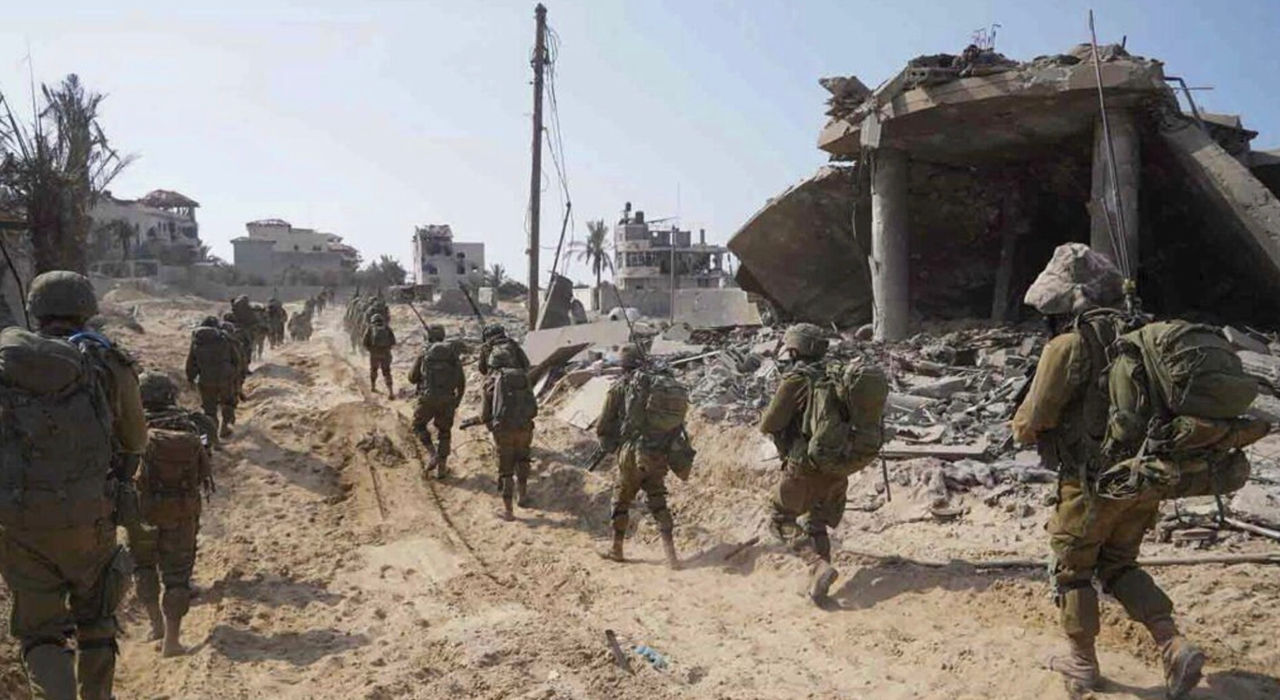 Armata israeliană a lansat o nouă operațiune terestră în zona Rafah.