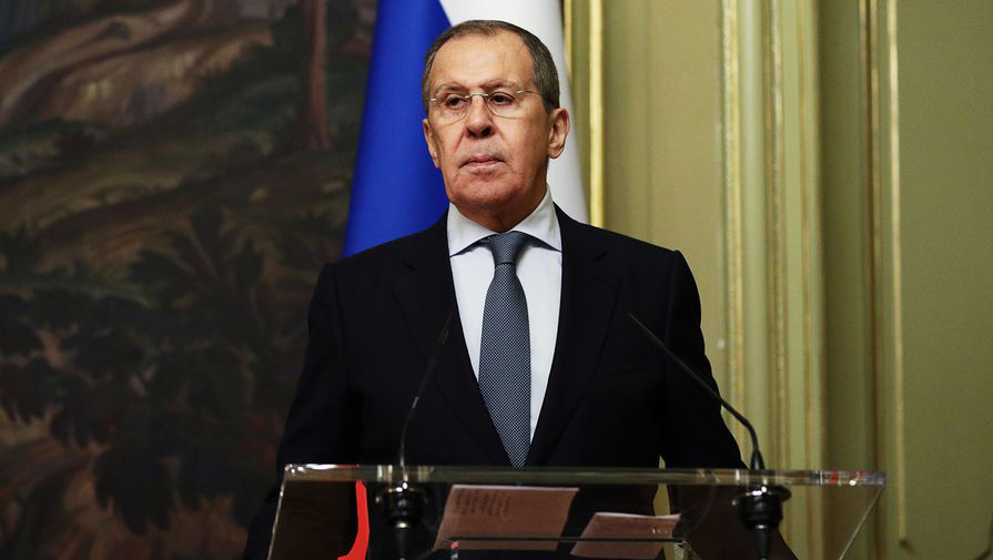 Лавров: Около 70 иностранных судов все еще заблокированы в портах Украины.