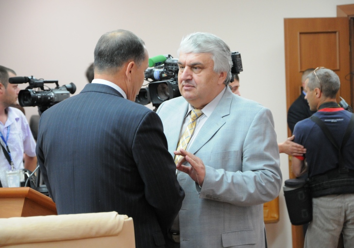 Урекян опровергает появившуюся в прессе информацию о том, что он, возможно, будет фигурировать в списке Партии регионов, возглавляемой Формузалом.Фото: tribuna.md