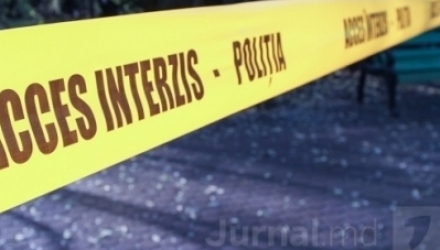 Șoferul vinovat riscă amendă în valoare de 1000 de lei și 6 puncte de penalizare.