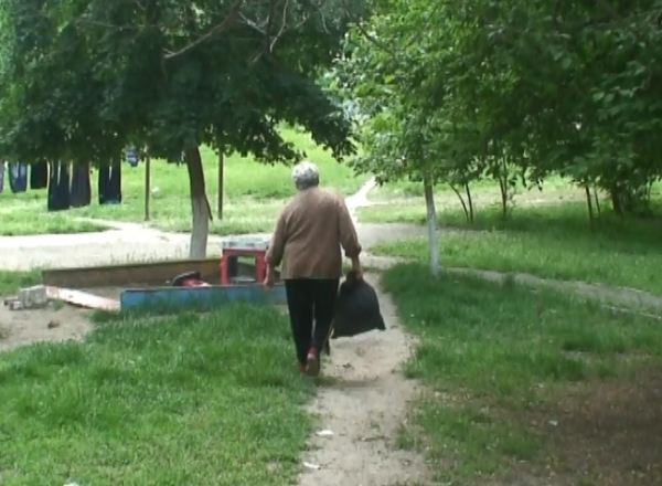 Politia a initiat o cauza penala pentru viol, iar individul este cercetat in stare de libertate pana cand vor fi gata rezultatele analizelor.