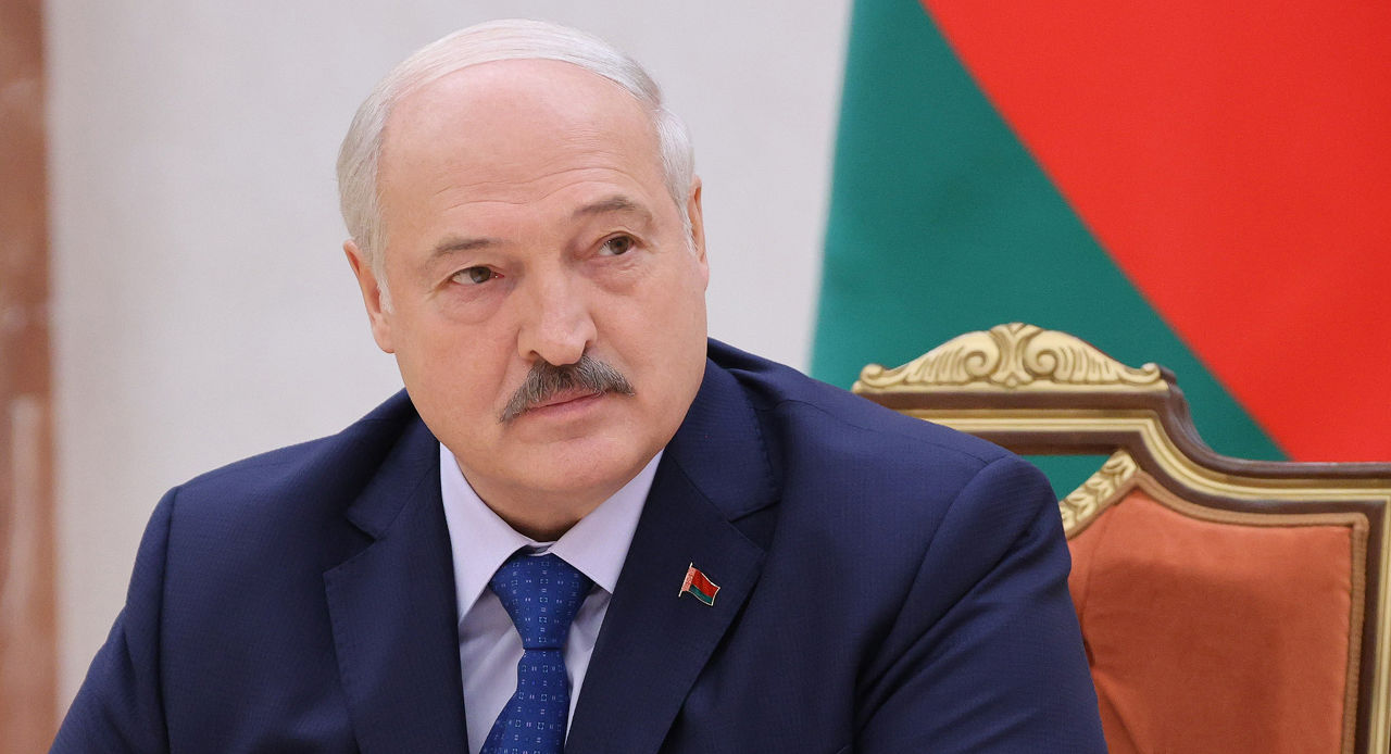 Лукашенко: "А если РФ увидит возможность наступать на юг в Приднестровье?".