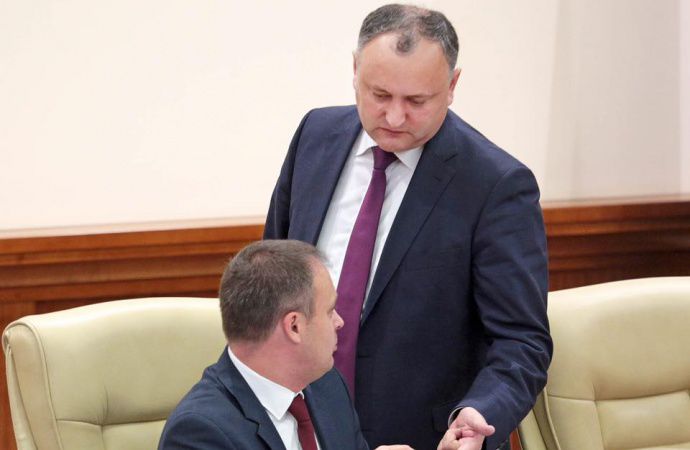 Додон: Только досрочные выборы.