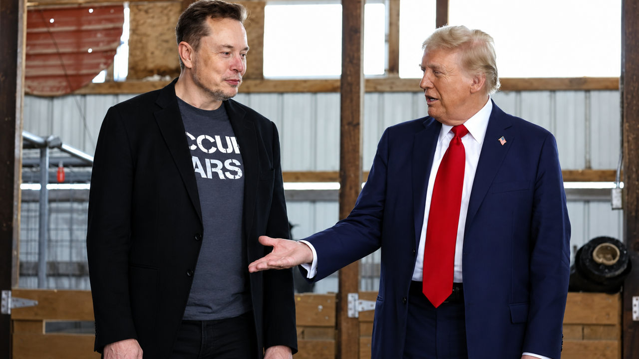 Трамп позвонил Маску и попросил снять ограничения Starlink для Украины.