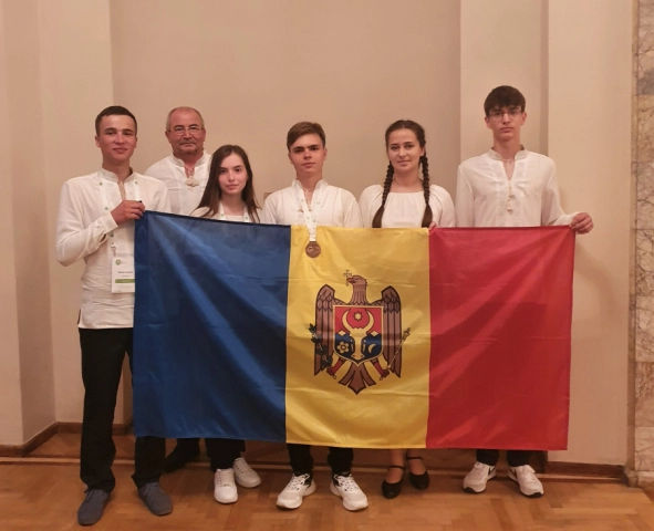 Ученик из Молдовы завоевал бронзовую медаль на Международной олимпиаде по биологии.