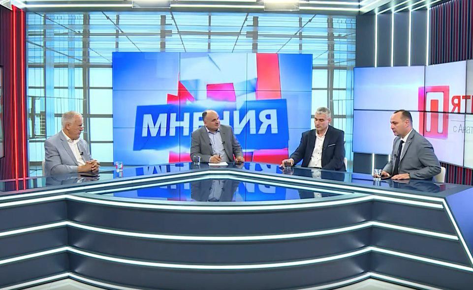 Депутаты отказались ответить, когда в КC появятся новые судьи.