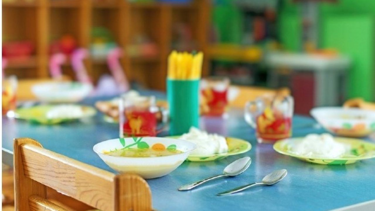 Примэрия запустила процедуру закупки продуктов питания для детских садов.