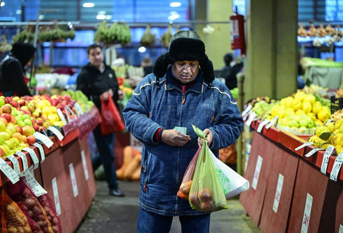 Inflaţia din România este cea mai mare din UE, pentru a noua lună la rând.