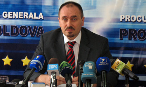 Comuniştii nu au renunţat la iniţiativa a-l audia în plenul Parlamentului pe procurorul general, Valeriu Zubco