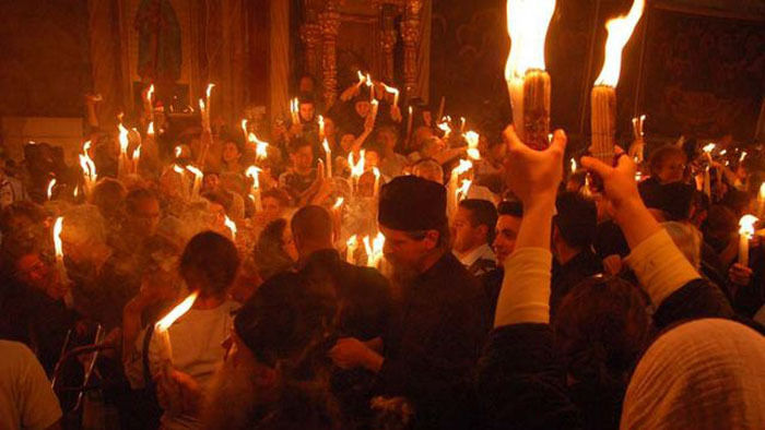 В Кишиневе Благодатный огонь будут раздавать служителям храмов и верующим в период с 7 до 8 вечера.  Фото: vulcanesti.ru