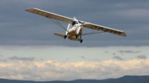 Un avion de mici dimensiuni s-a prăbuşit, duminică seară, în localitatea ieşeană Scânteia.
