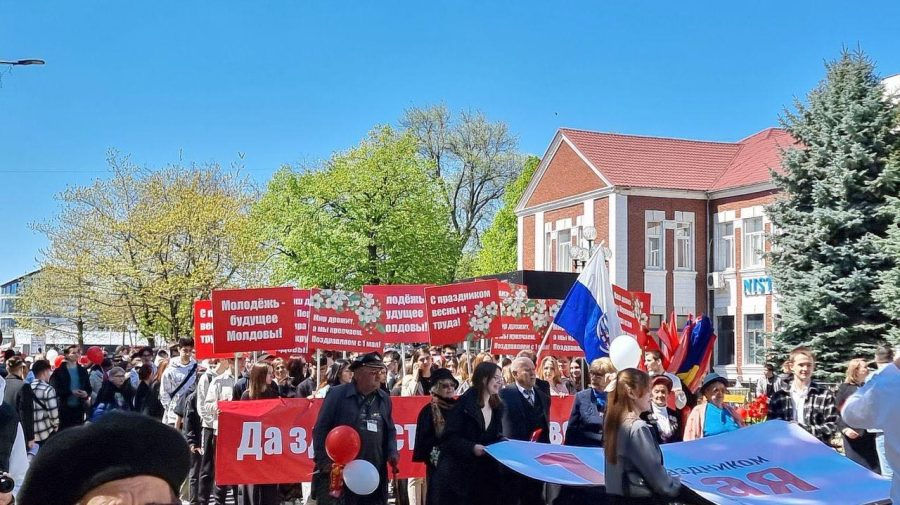В Бельцах Нестеровский и Лозован организовали марш, посвященный 1 Мая.