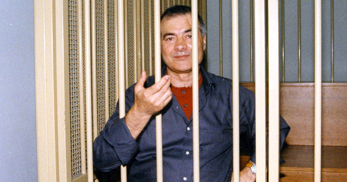 В тюрьме умер один из самых жестоких главарей Коза-ностры Нитто Сантапаола.