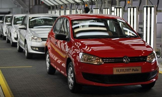 Суд пригрозил Volkswagen арестом имущества.